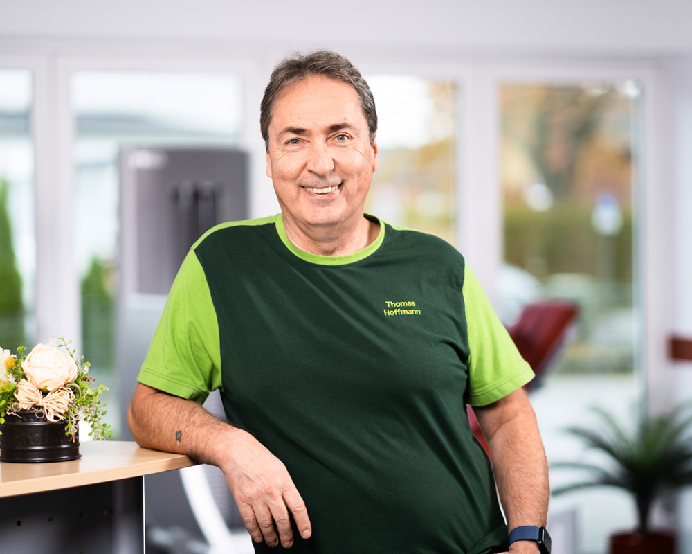 Thomas Hoffmann Thomas Hoffmann